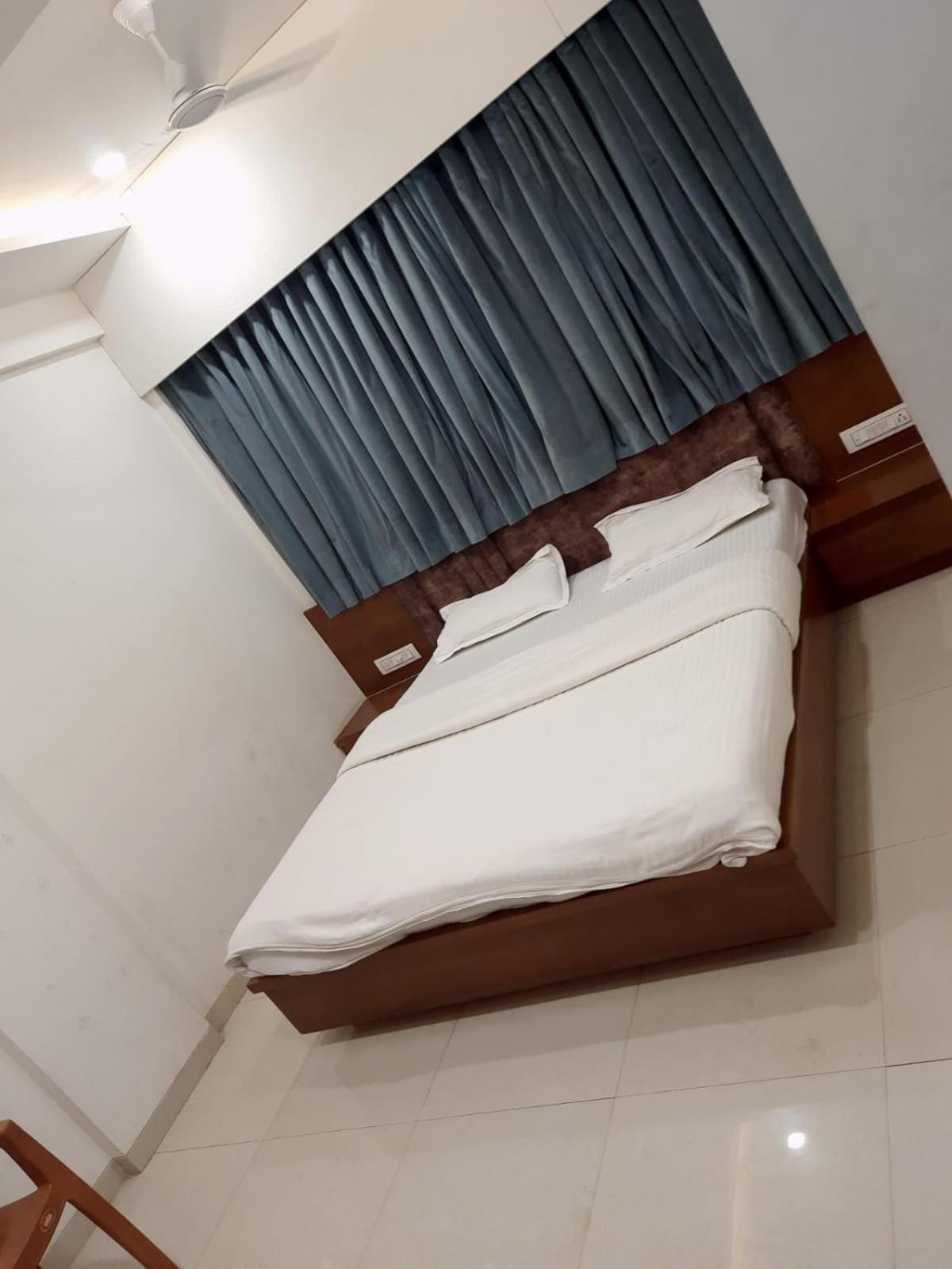 Hotel Murlidhar Rooms Kāsandra Exterior foto